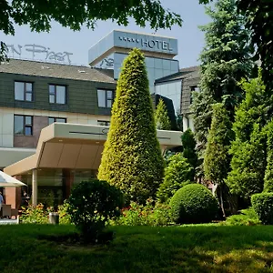 Szálloda &